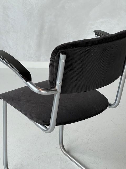 Jaren 60 sledestoel vintage buisframestoel antraciet ribstof, Gebruikt, ., Overige materialen, Vintage