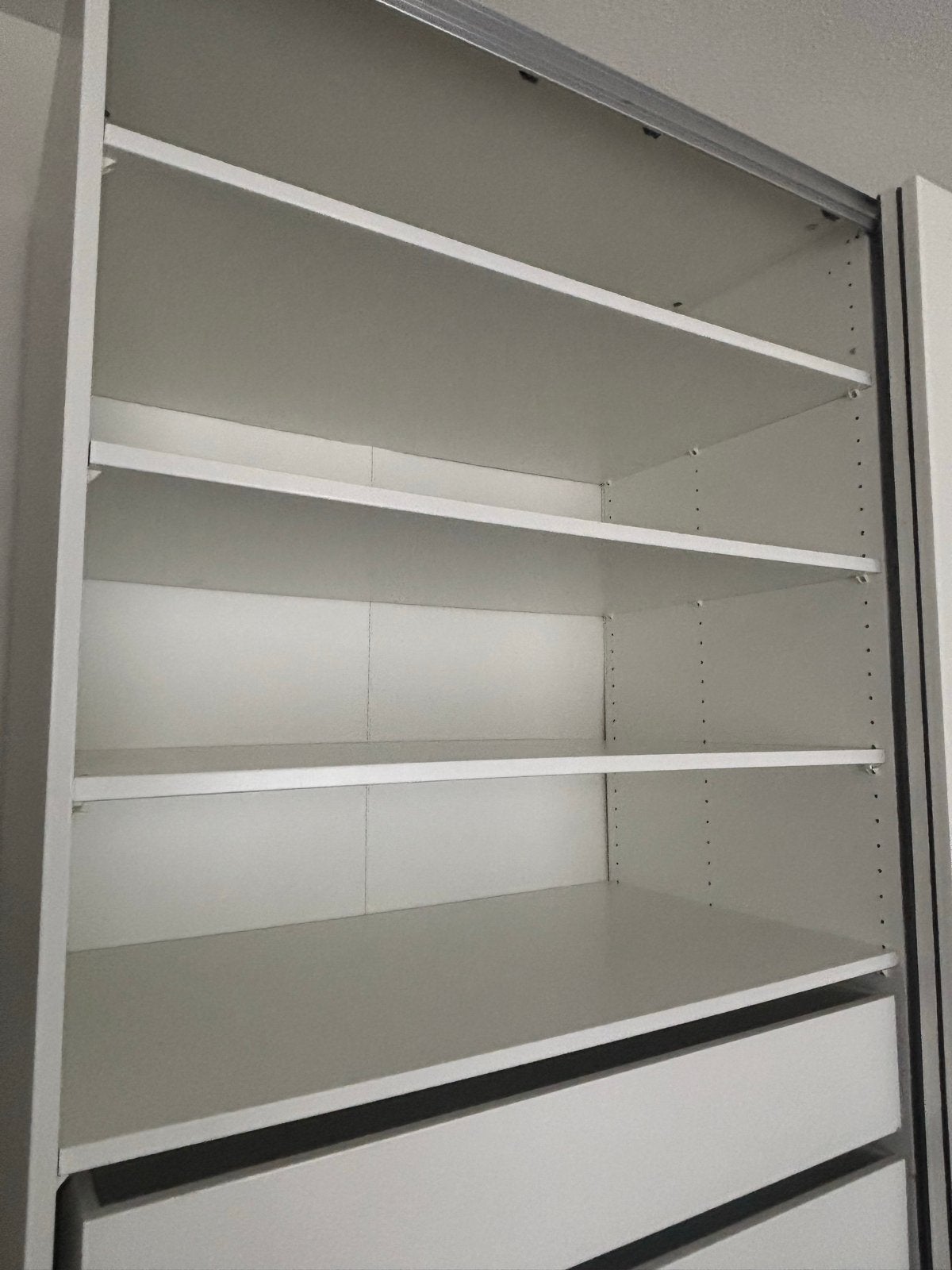 1x ikea Pax plank (100cmx58cm), 100 tot 150 cm, 200 cm of meer, Ophalen of Verzenden, Zo goed als nieuw