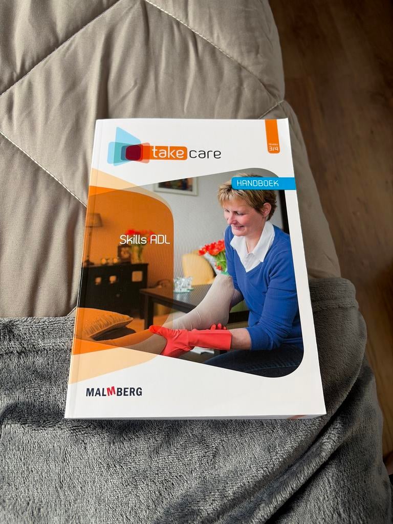 Take Care Handboek Skills ADL - Malmberg, Boeken, Studieboeken en Cursussen, Ophalen of Verzenden, Beta, Zo goed als nieuw, MBO