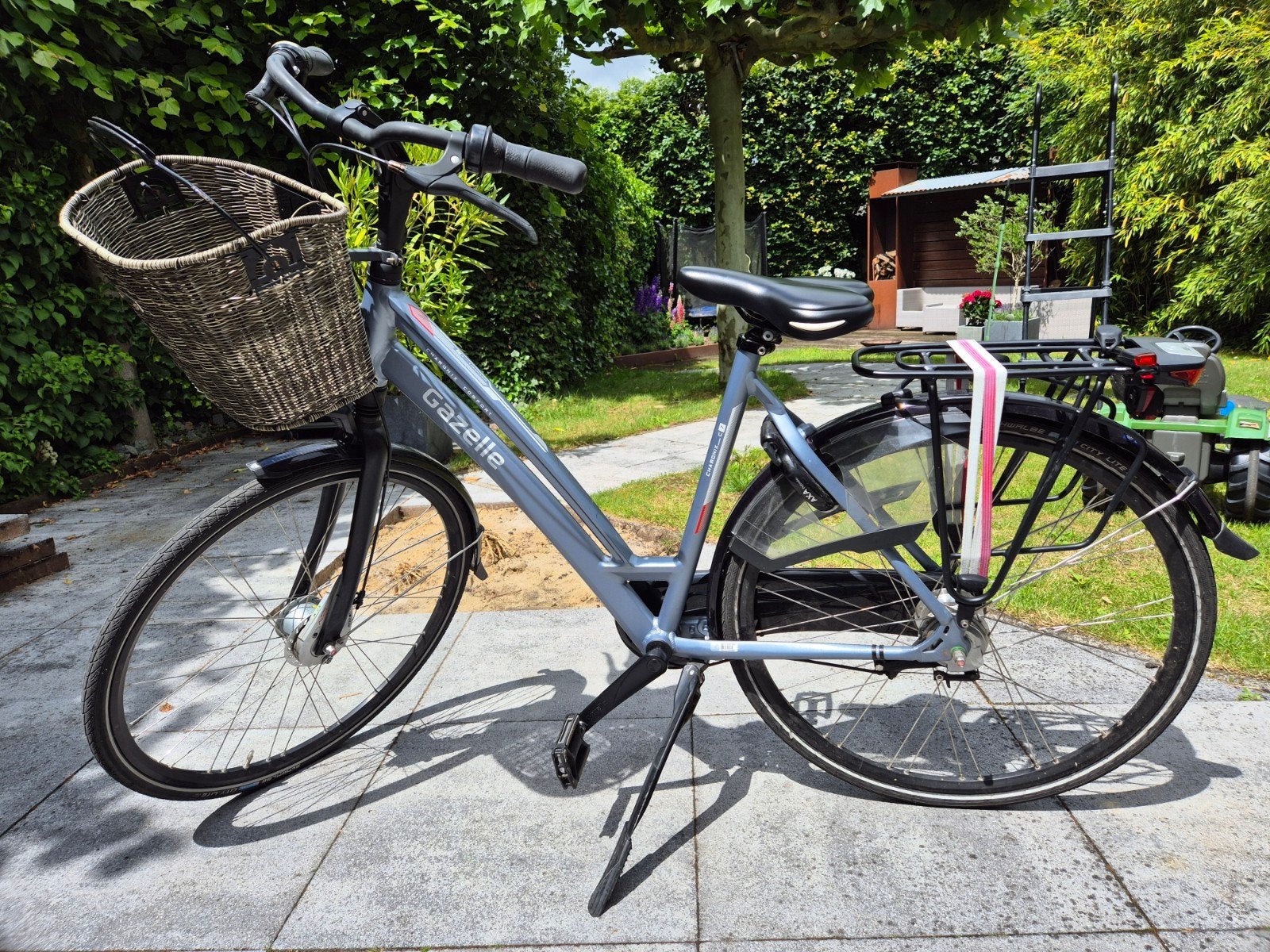 Gazelle Chamonix C7 fiets met mand - Zo goed als nieuw, Fietsen en Brommers, Fietsen | Dames | Damesfietsen, Versnellingen, Ophalen of Verzenden