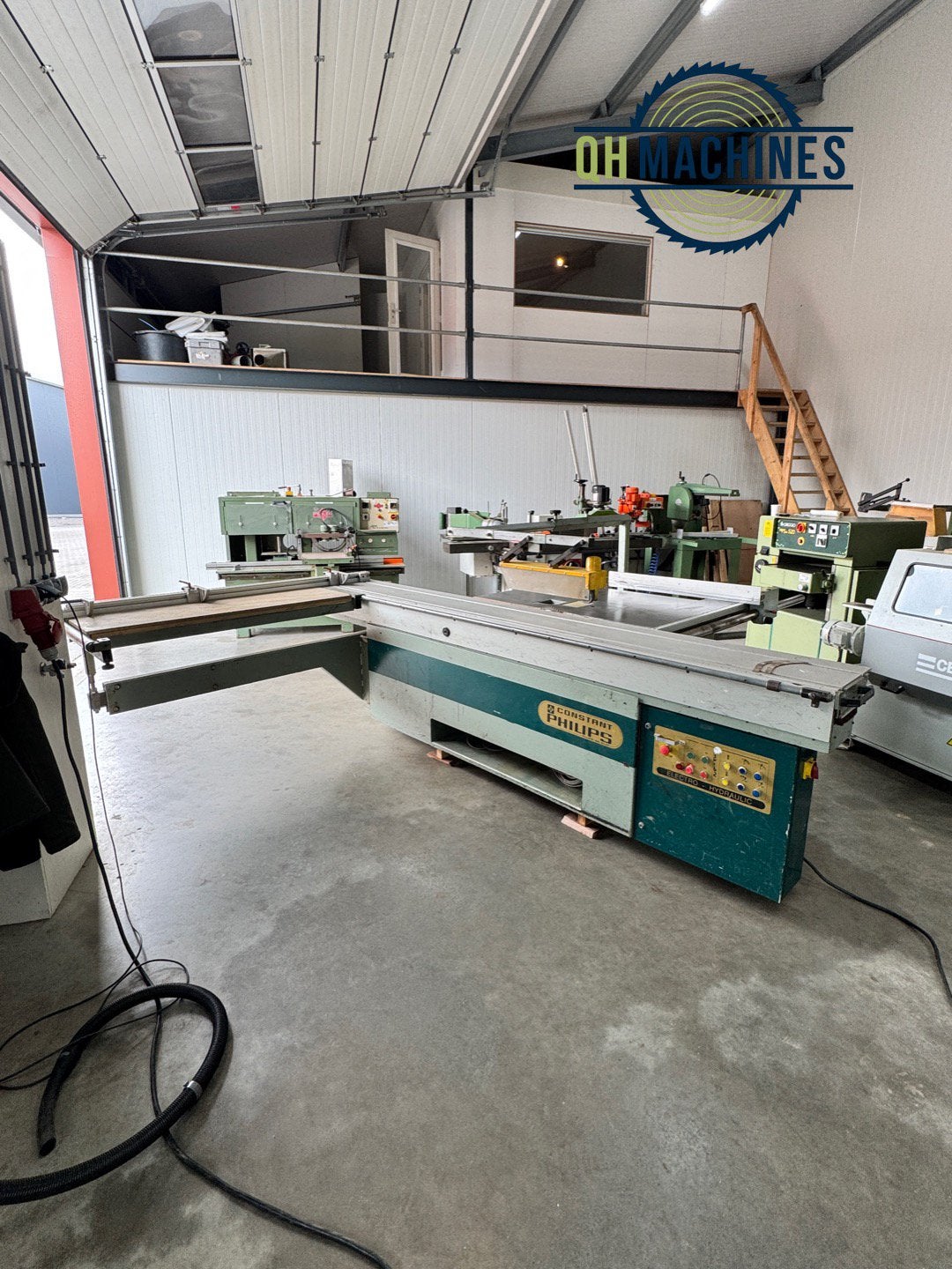 Elektrisch verstelbare formaatzaag, 70 mm of meer, Ophalen of Verzenden, X, 1200 watt of meer