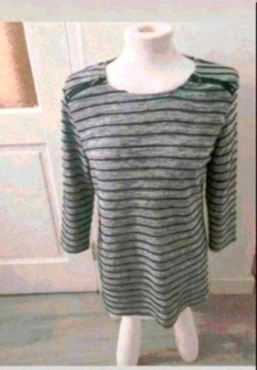 Norah grijs t-shirt, Kleding | Dames, T-shirts, Maat 38/40 (M), Ophalen of Verzenden, Zo goed als nieuw, Korte mouw