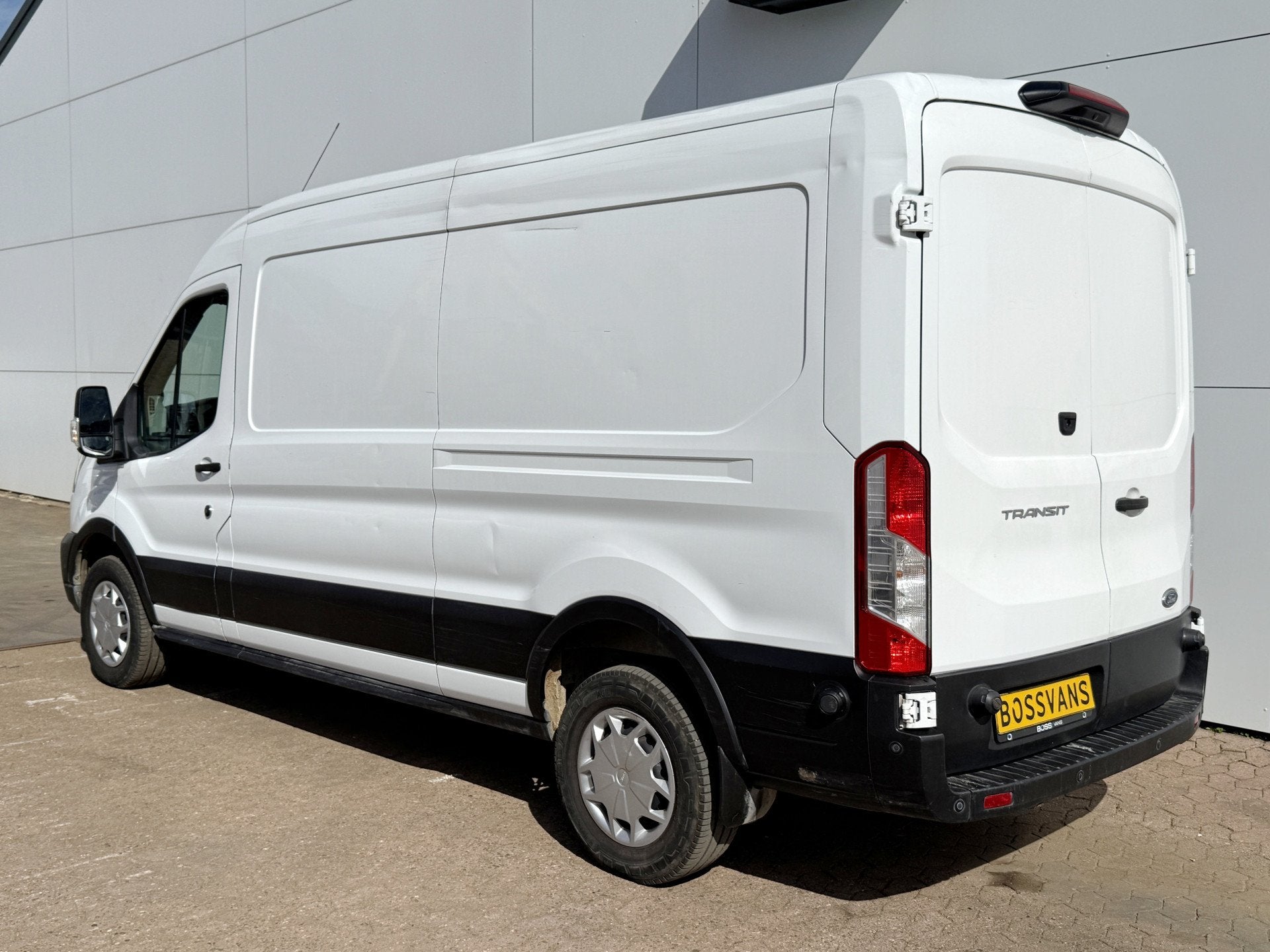 Ford E-Transit 68kWh 184PK L3H2 317km WLTP 94% (SOH) BEV Sne, Auto's, Automaat, Gebruikt, Zwart, Wit
