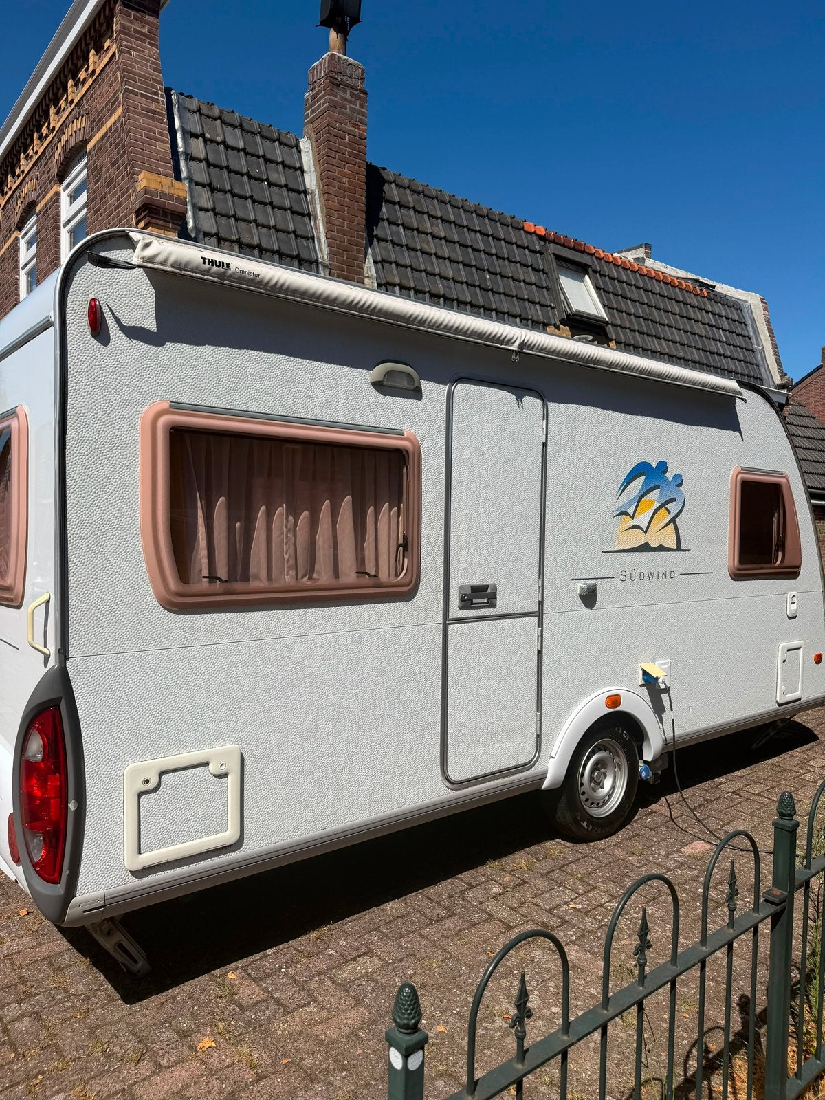 Knaus Sudwind 450 FU, Caravans en Kamperen, Caravans, Rondzit, Particulier, 4 tot 5 meter, Stabilisator