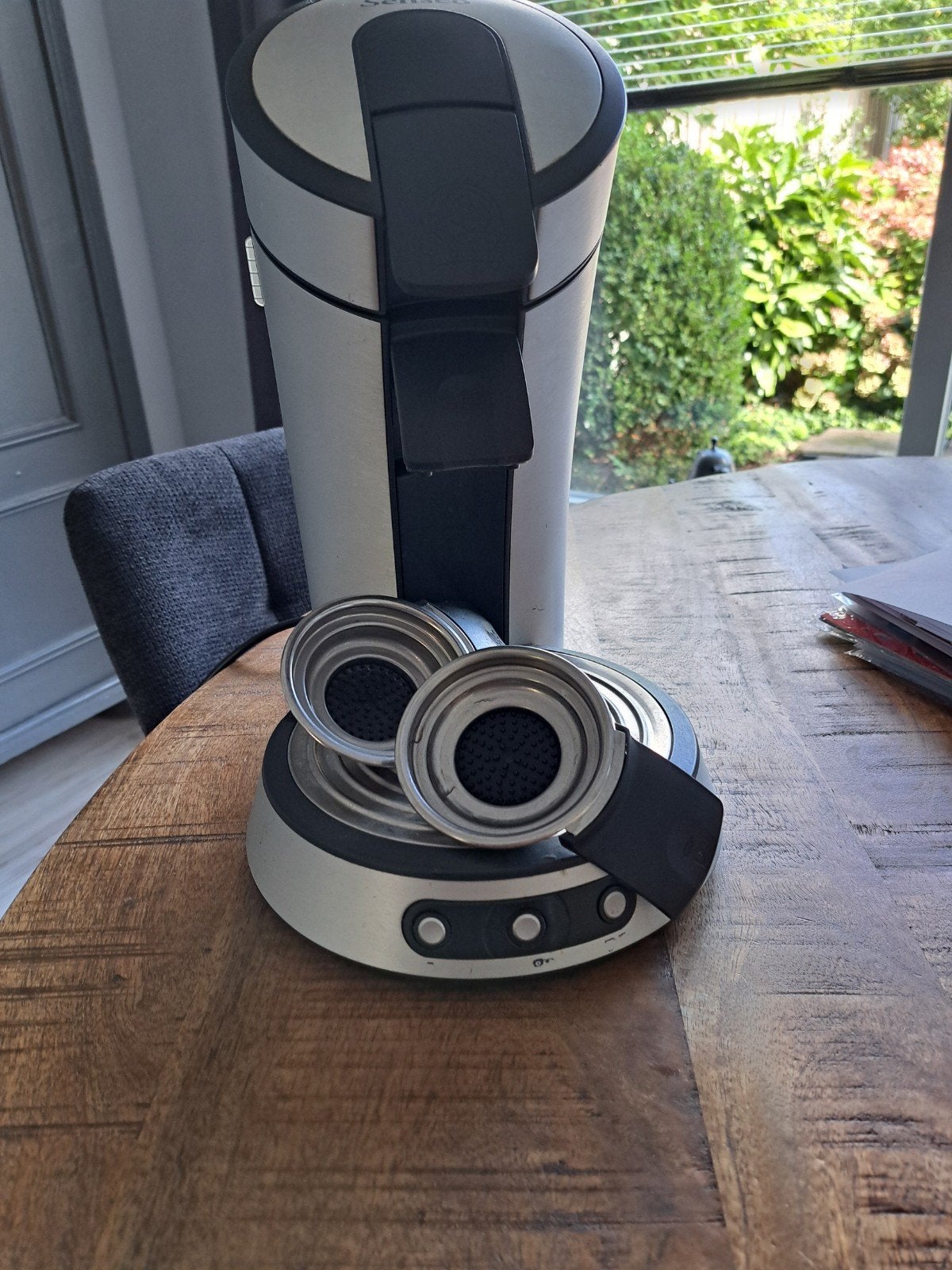 Senseo, met grotere watertank, in zeer goede staat, Koffiemachine, Ophalen of Verzenden, Zo goed als nieuw, 4 tot 10 kopjes