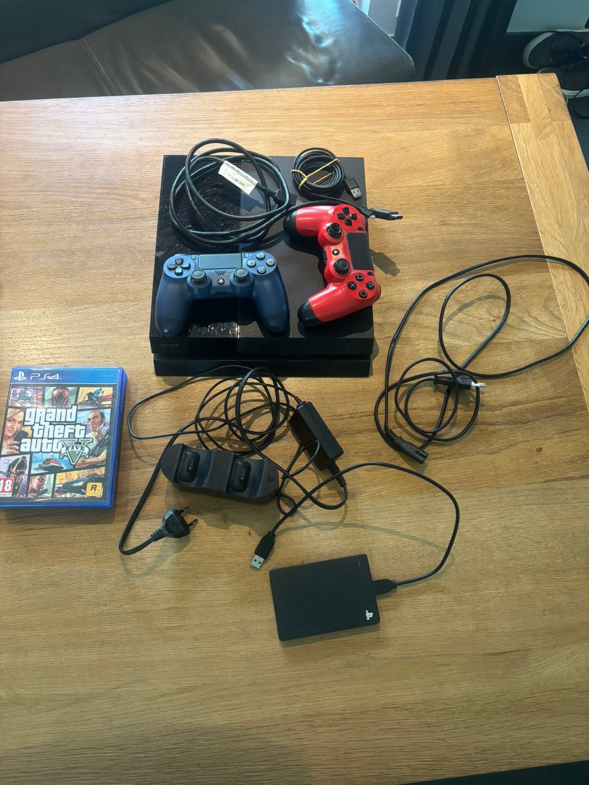 Playstation 4 met accessoires, Ophalen, Met 2 controllers, Met harde schijf, Original