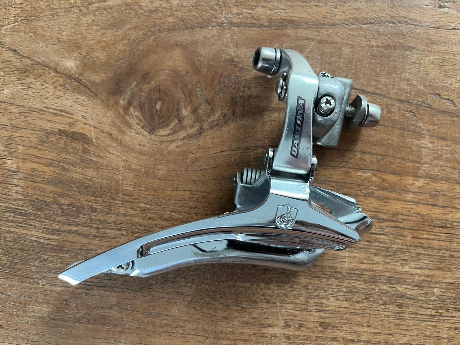 Campagnolo Daytona voor derailleur aanlas 9sp triple gebr., Fietsen en Brommers, Gebruikt, Ophalen of Verzenden, Derailleur of Ketting