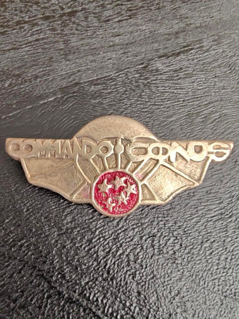 Indochina War Metal Badge French COMMANDO CONUS Team... uitd, Ophalen of Verzenden, Landmacht, Nederland, Embleem of Badge