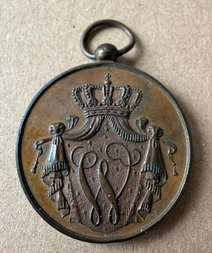Historische Nederlandse Medaille 'Voor Trouwe Dienst', Postzegels en Munten, Verzenden, Brons, Nederland