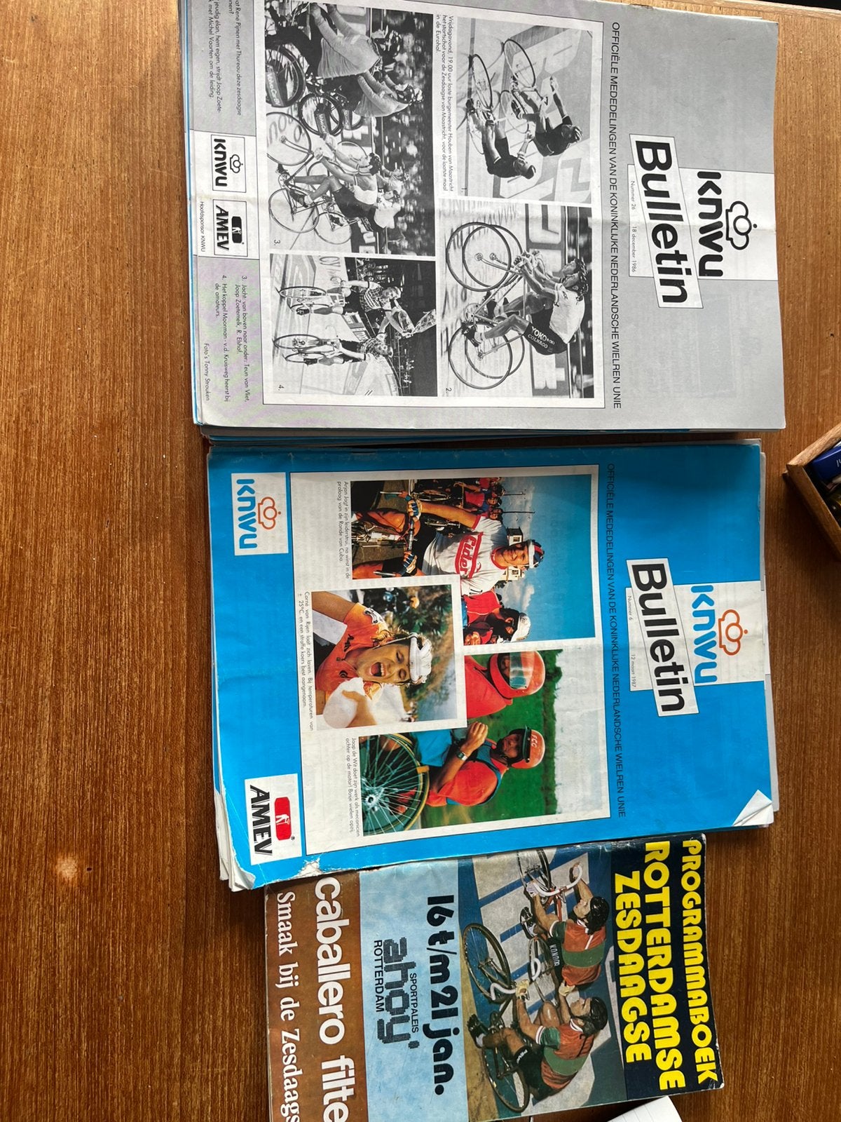 KNWU Bulletin en Programmaboek Rotterdamse Zesdaagse, Ophalen, Gelezen, Lopen en Fietsen