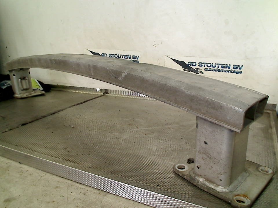 Bumperbalk Voor Peugeot 3008 II (M4/MC/MJ/MR) (2016-05/..), Kontakt-peugeot@peugeot.com, Gebruikt, Peugeot Deutschland GmbH, Bahnhofsplatz, Rüsselsheim 65423, , Duitsland