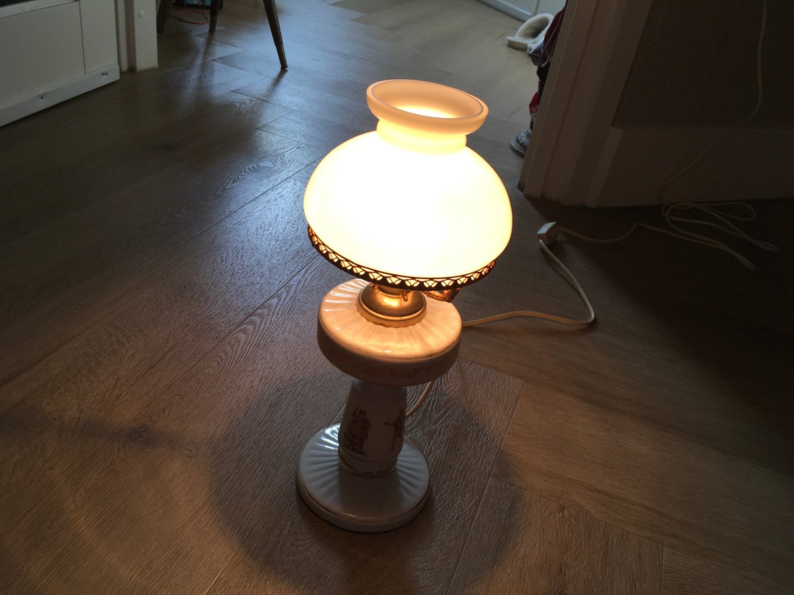 Vintage Italiaanse porseleinen bedlampje. Zeldzaam, Antiek en Kunst, Ophalen of Verzenden