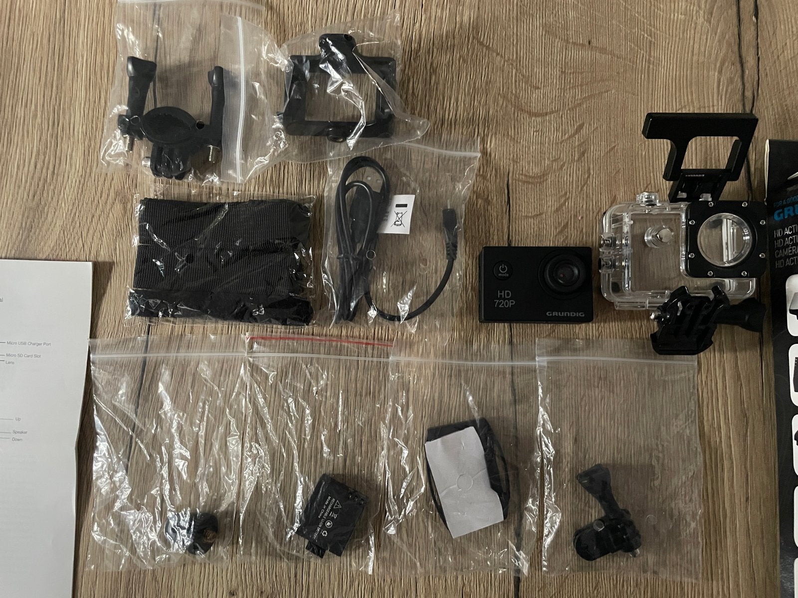 Grundig HD 720P Action Cam met accessoires, Ophalen of Verzenden, Zo goed als nieuw, Overige merken