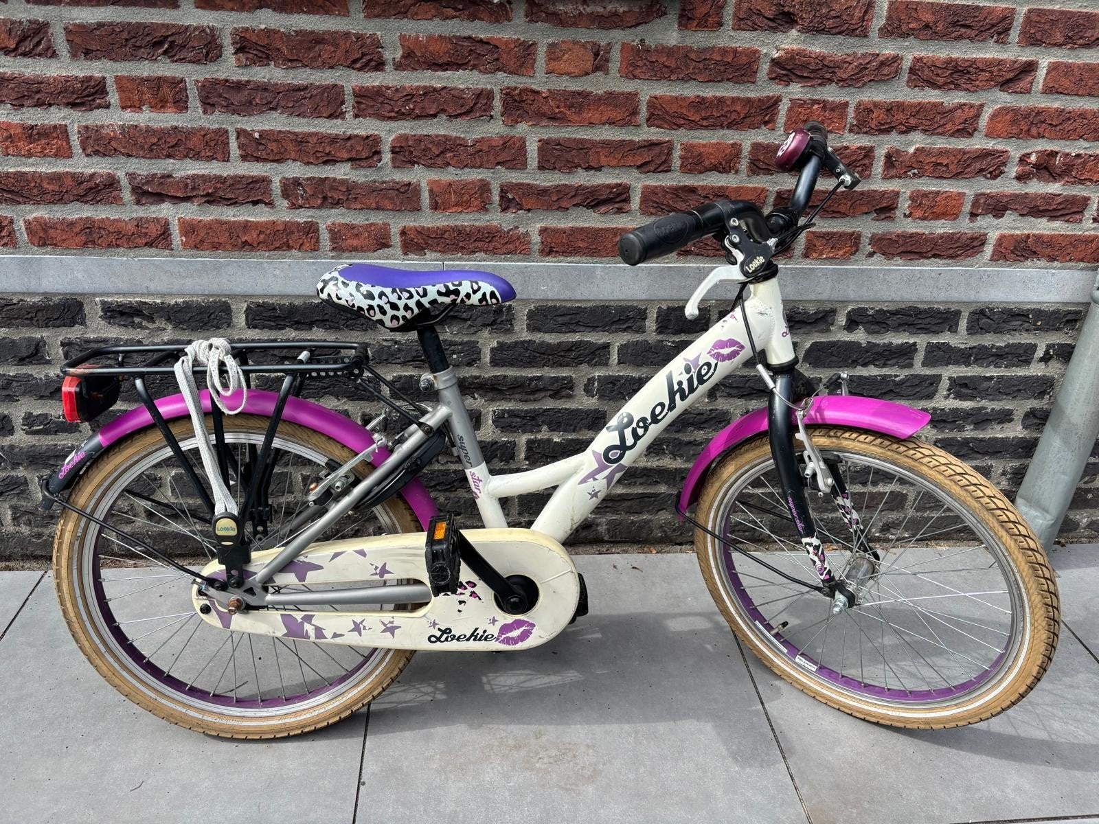 Loekie kinderfiets ong. 20 inch, Fietsen en Brommers, Ophalen, Gebruikt, Terugtraprem, Loekie