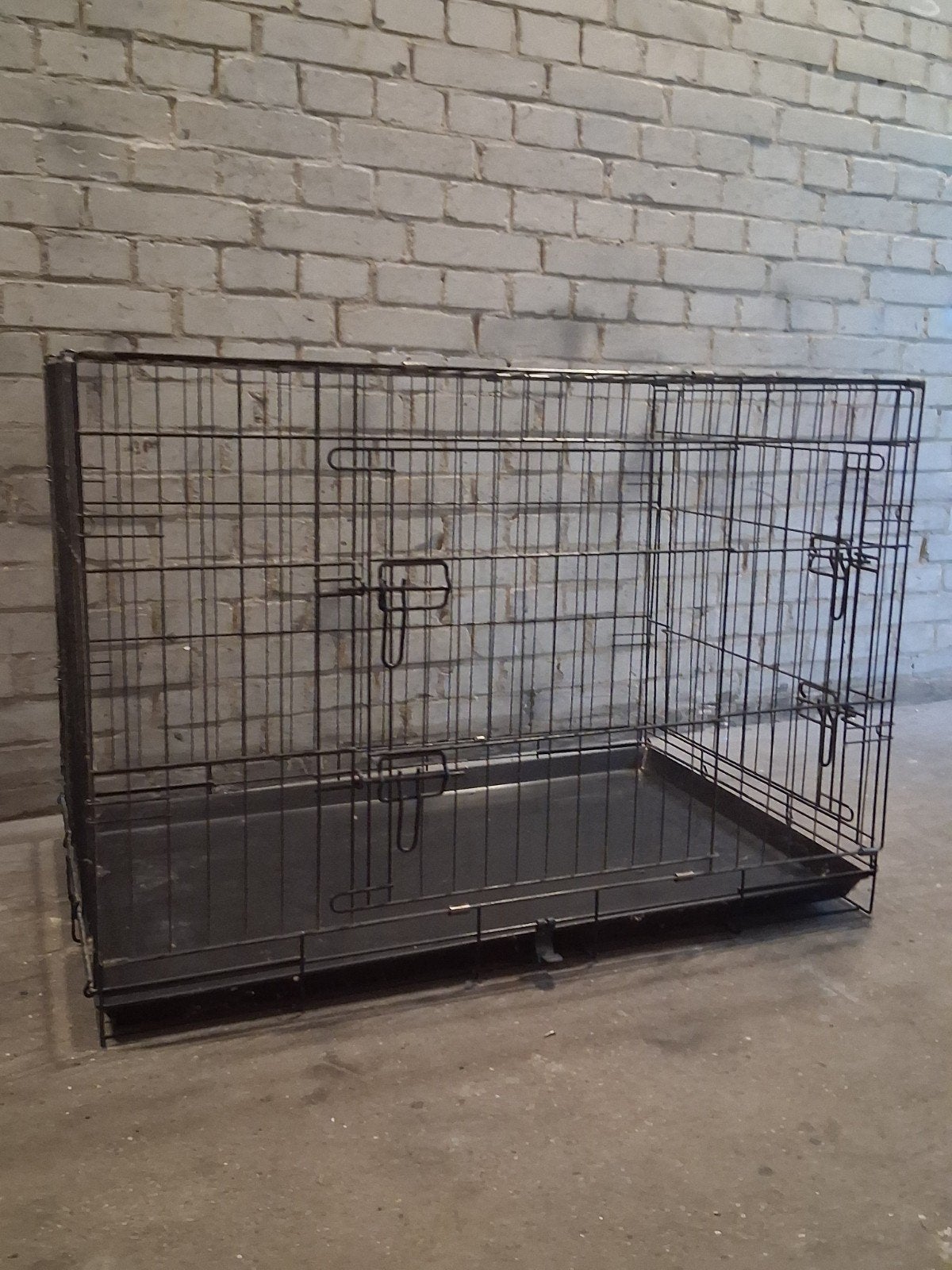 Te koop, hond bench., Dieren en Toebehoren, Hondenhokken, Ophalen, Zo goed als nieuw, 75 tot 110 cm, 65 tot 100 cm