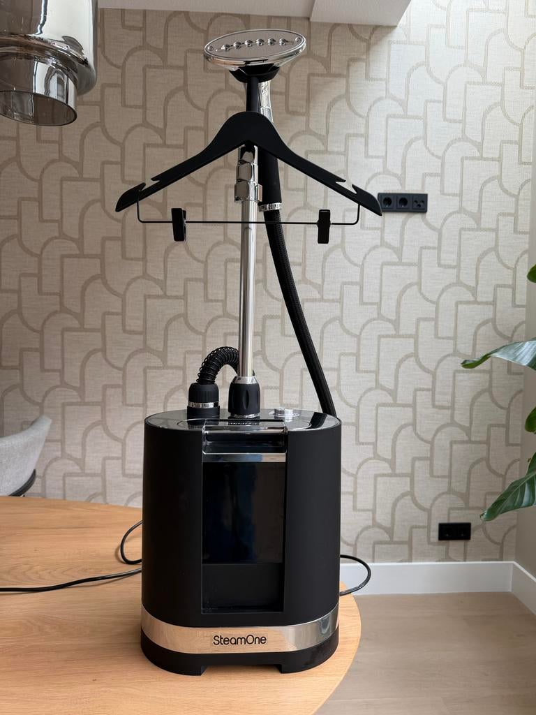 SteamOne DP80SB Dualys Plus Zwart Kledingstomer, Ophalen, Zo goed als nieuw, Kledingstomer