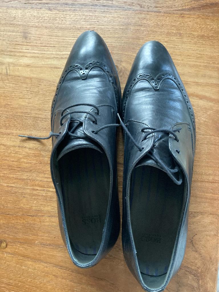 Zwart grijze brogues Boss, Kleding | Heren, Schoenen, Zwart, Ophalen of Verzenden, Gedragen, BOSS Hugo Boss
