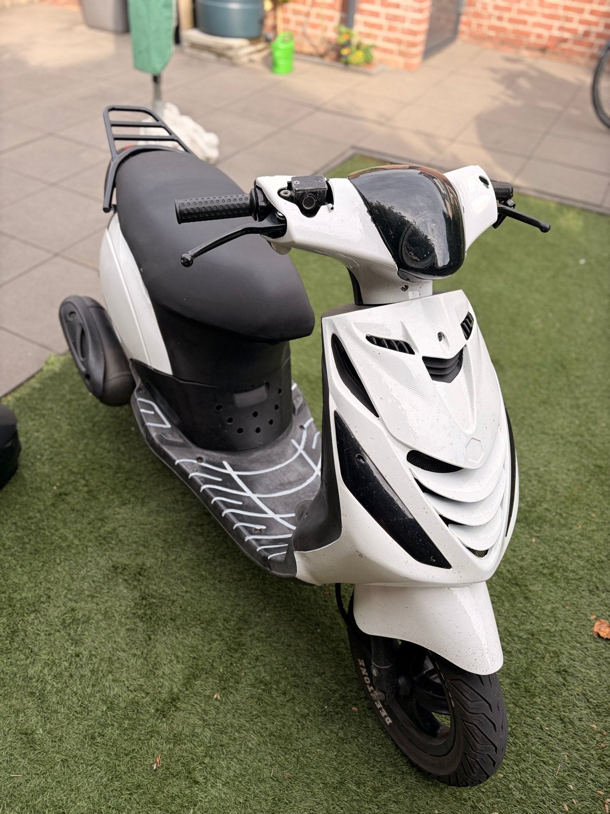Piaggio Zip met Malossi onderdelen en diverse upgrades, Fietsen en Brommers, Ophalen of Verzenden, Zo goed als nieuw, Overige typen