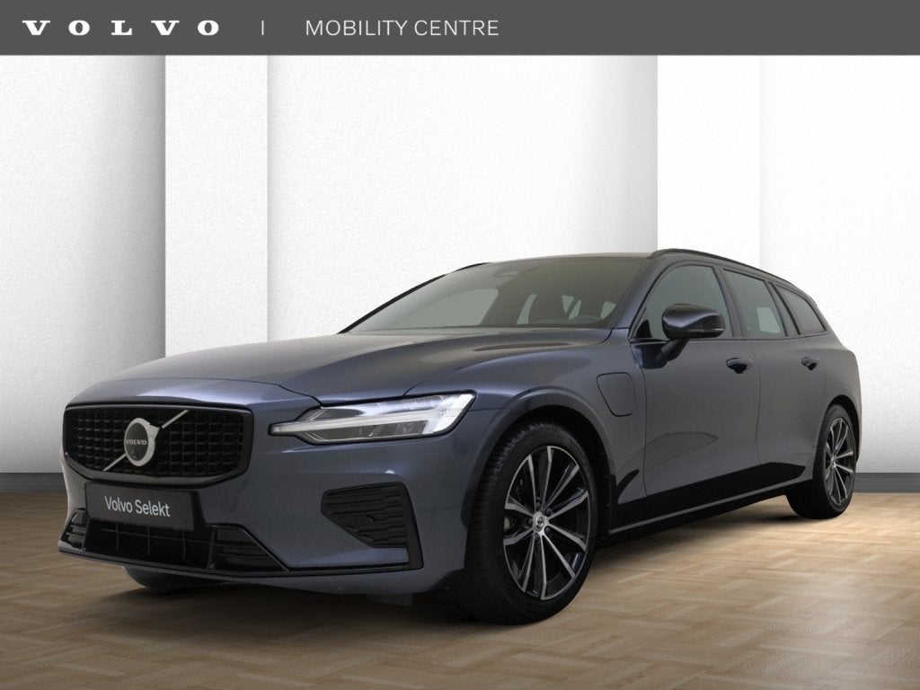 Volvo V60 T6 AWD Plus Dark | Trekhaak | 360° Camera | Harma