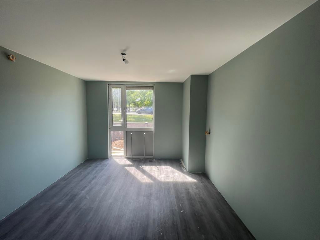 Behang werk ️ schilderwerk ️ renovlies specialist ️stucwerk, Garantie, Behangen