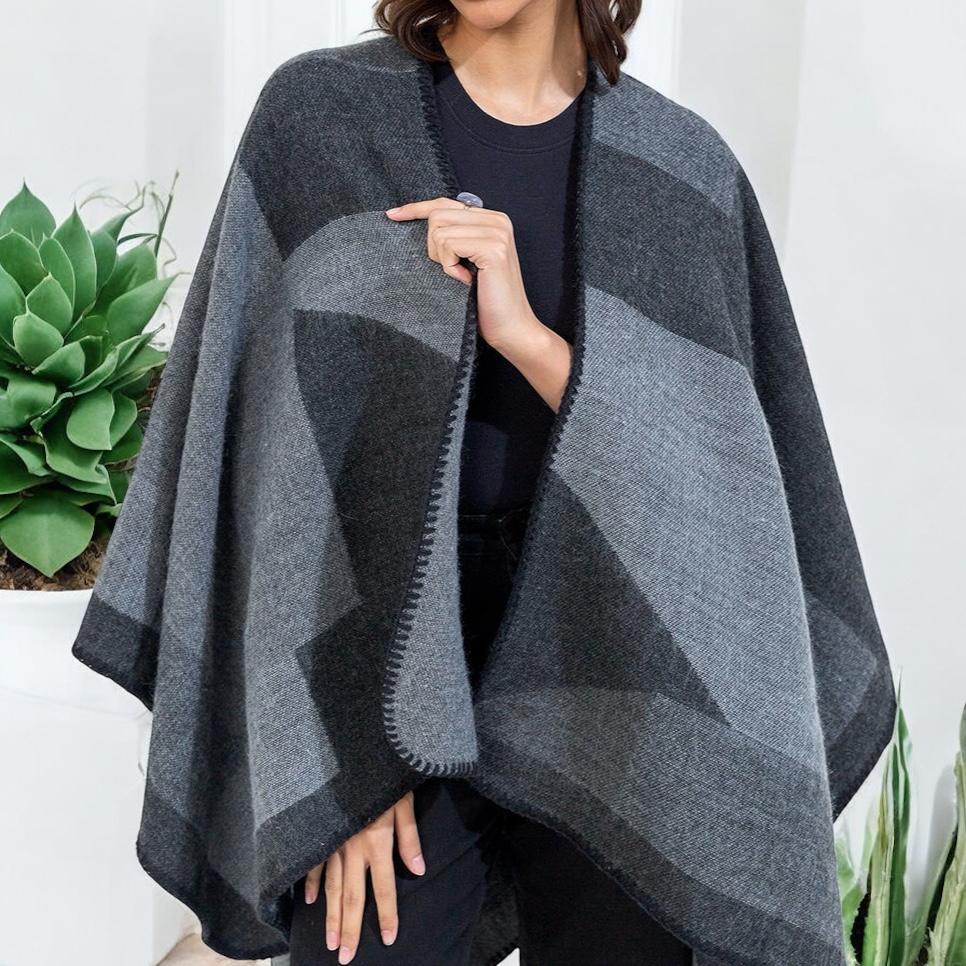 Nieuw! Colour - block grote wollen poncho cape omslagdoek, Kleding | Dames, Ophalen of Verzenden, Nieuw, Sjaal