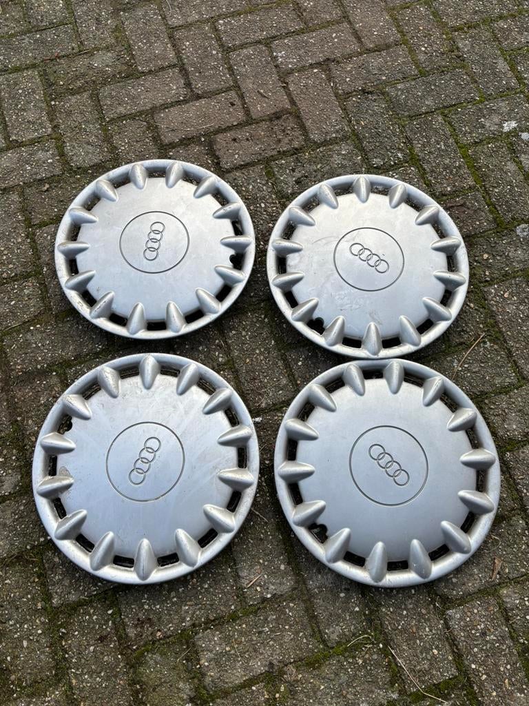Audi wieldoppen, Ophalen, Gebruikt