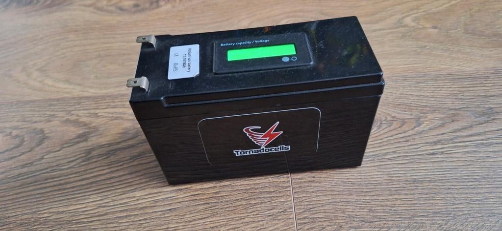 Tornadocells Lithium accu 11,1v 18ah, Ophalen of Verzenden, Gebruikt, Overige typen