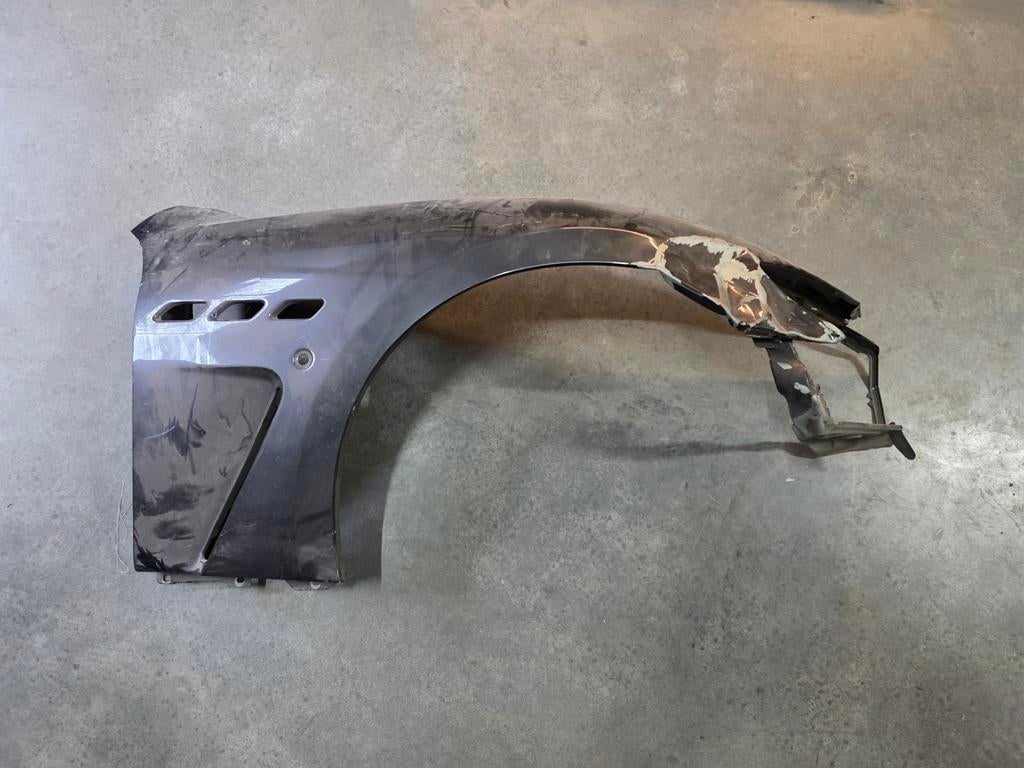 Maserati Granturismo MC Stradale Spatbord Rechtsvoor, Ophalen, Maserati, Gebruikt, Spatbord