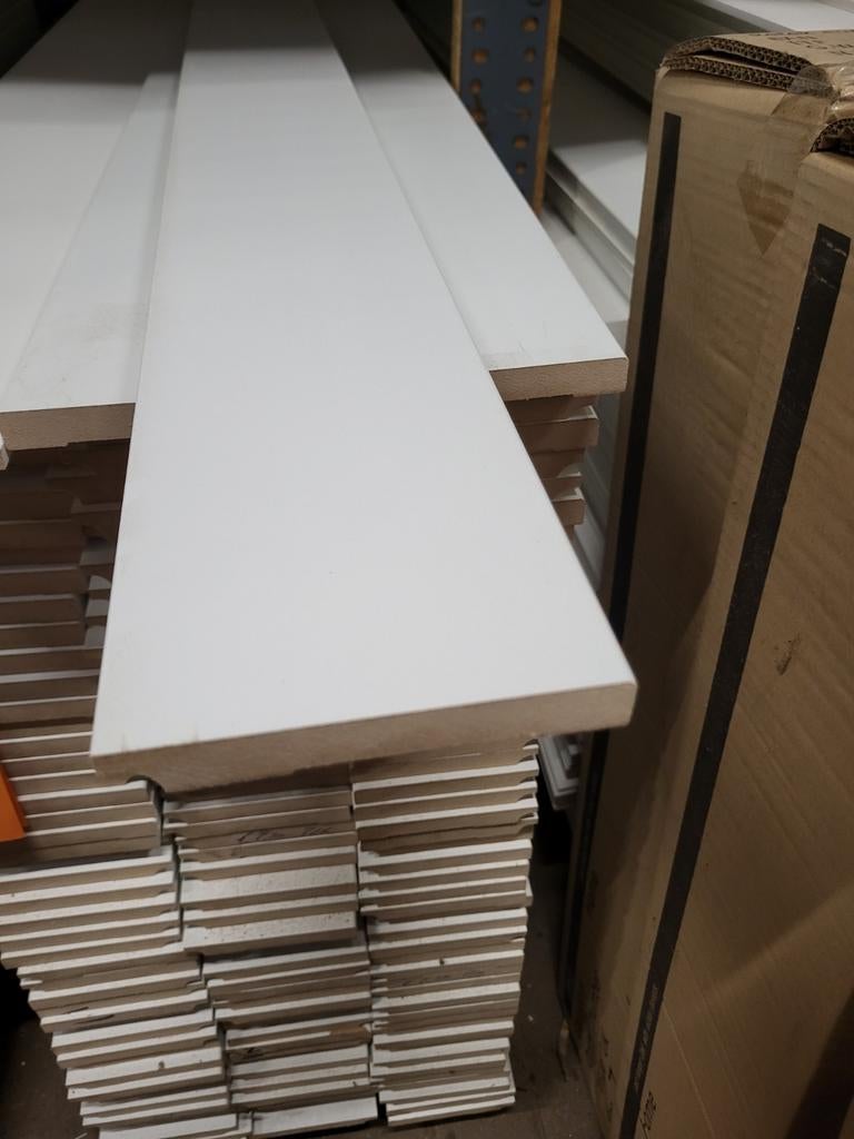 16x120mm mdf plint wit semi lak 240cm lang AANBIEDING!