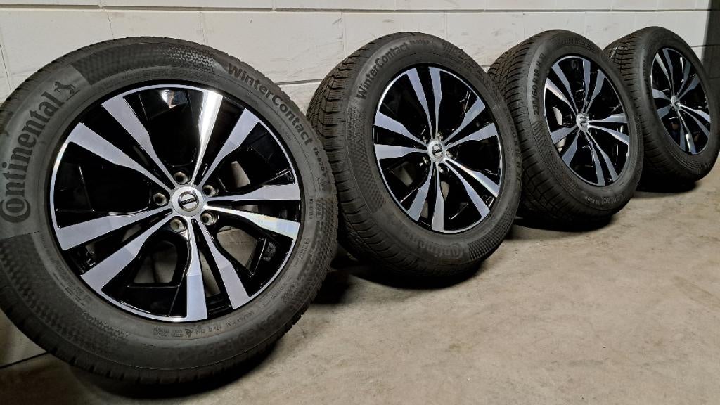 Bi-color velgen Volvo XC60 V90cc EC40 Lynk & Co 235/60/18, Auto-onderdelen, Banden en Velgen, 18 inch, Gebruikt, Banden en Velgen
