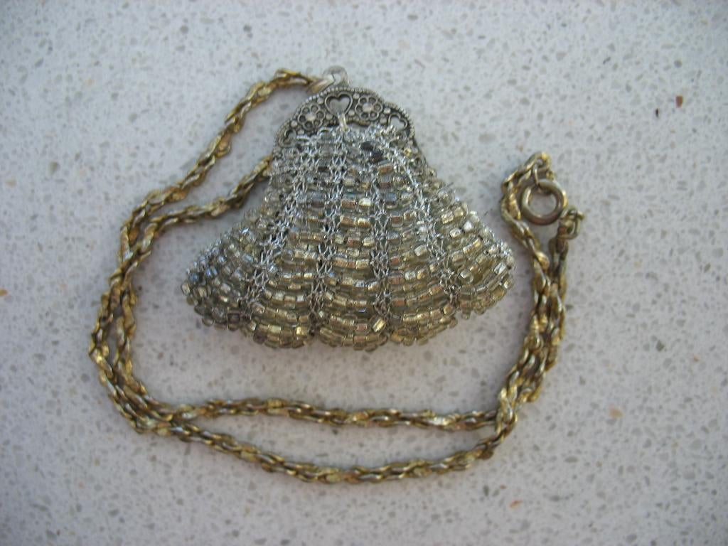 Hanger Klein Beursje met Kralen Applicatie, Ophalen of Verzenden, Overige materialen, Hanger