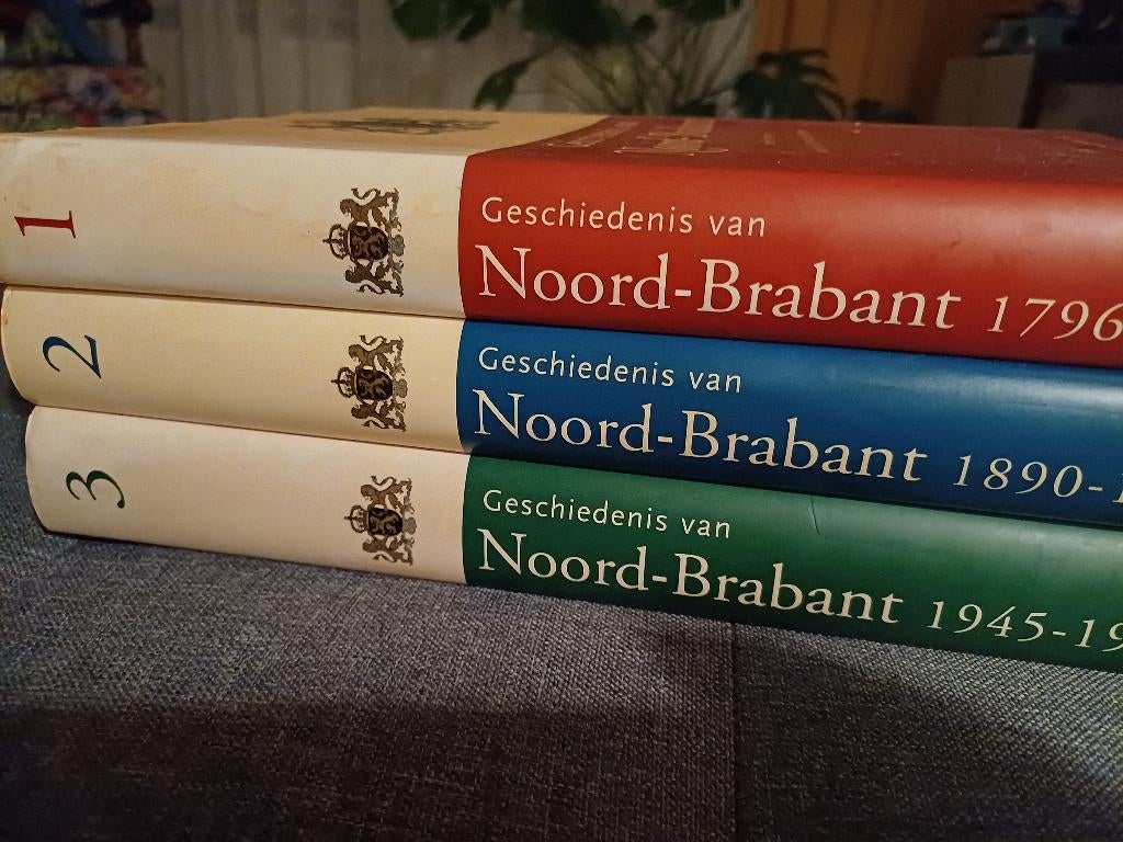 Geschiedenis van noord brabant 3 delig, Ophalen of Verzenden, Zo goed als nieuw