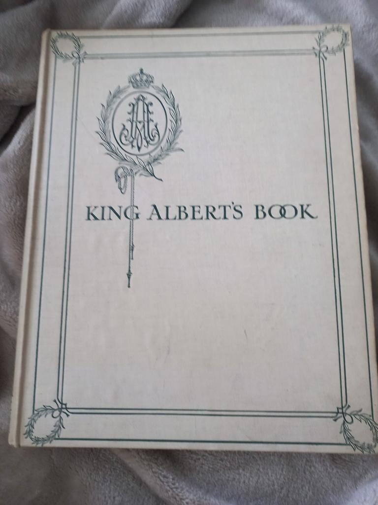 Een groot Prachtig boek over King Albert. Uit 1914., Antiek en Kunst, Antiek | Boeken en Bijbels, Ophalen of Verzenden