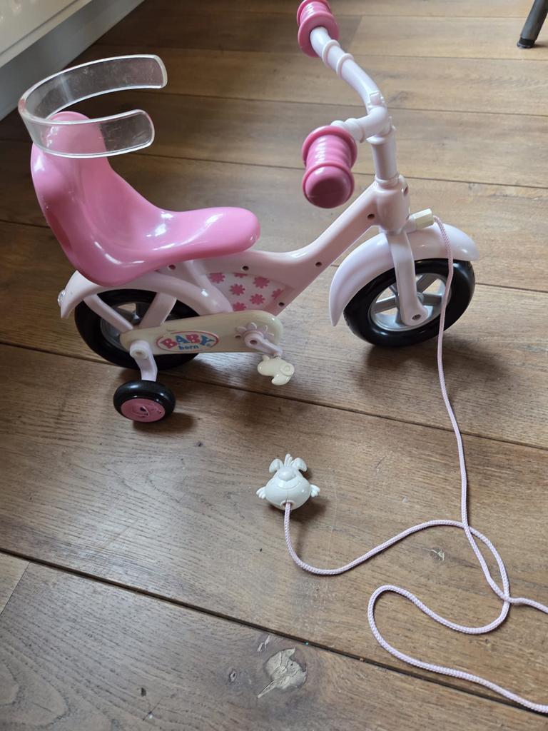 Fietsje voor Baby born, Ophalen, Zo goed als nieuw, Babypop