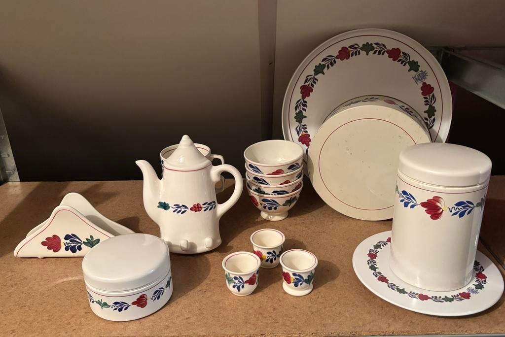 Diversen boerenbont, Huis en Inrichting, Keuken | Servies, Ophalen, Overige typen, Zo goed als nieuw, Aardewerk