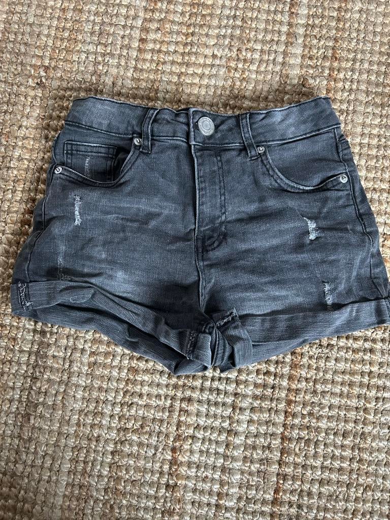 New Yorker Korte Broek - Comfortabel & Stijlvol, Kort, Zwart, Ophalen of Verzenden, Zo goed als nieuw