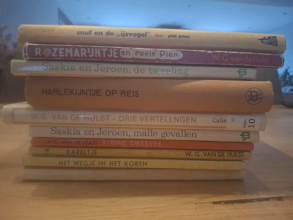 10 oude boeken, Boeken, Kinderboeken | Jeugd | onder 10 jaar, Gelezen, Fictie algemeen, Ophalen of Verzenden