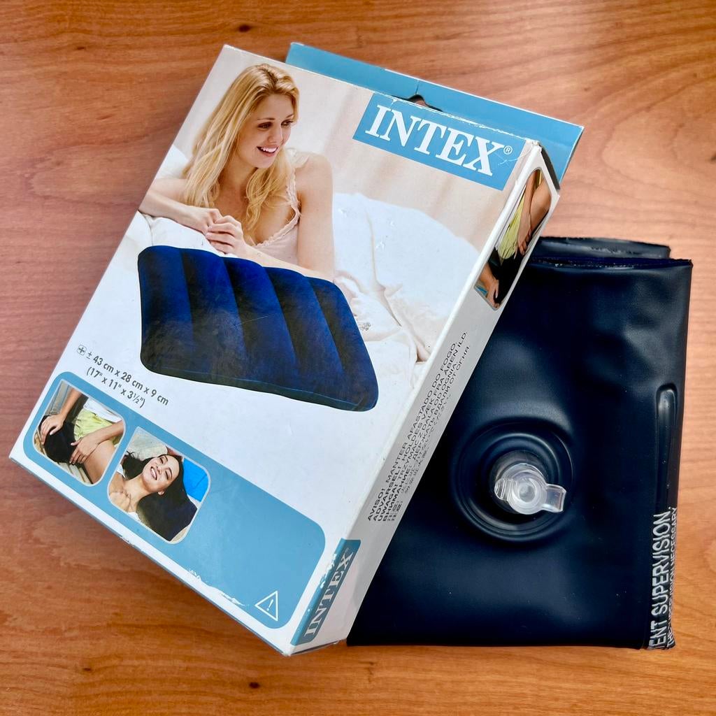 Intex blauw opblaasbaar hoofd kussen in doos, Ophalen of Verzenden, Nieuw