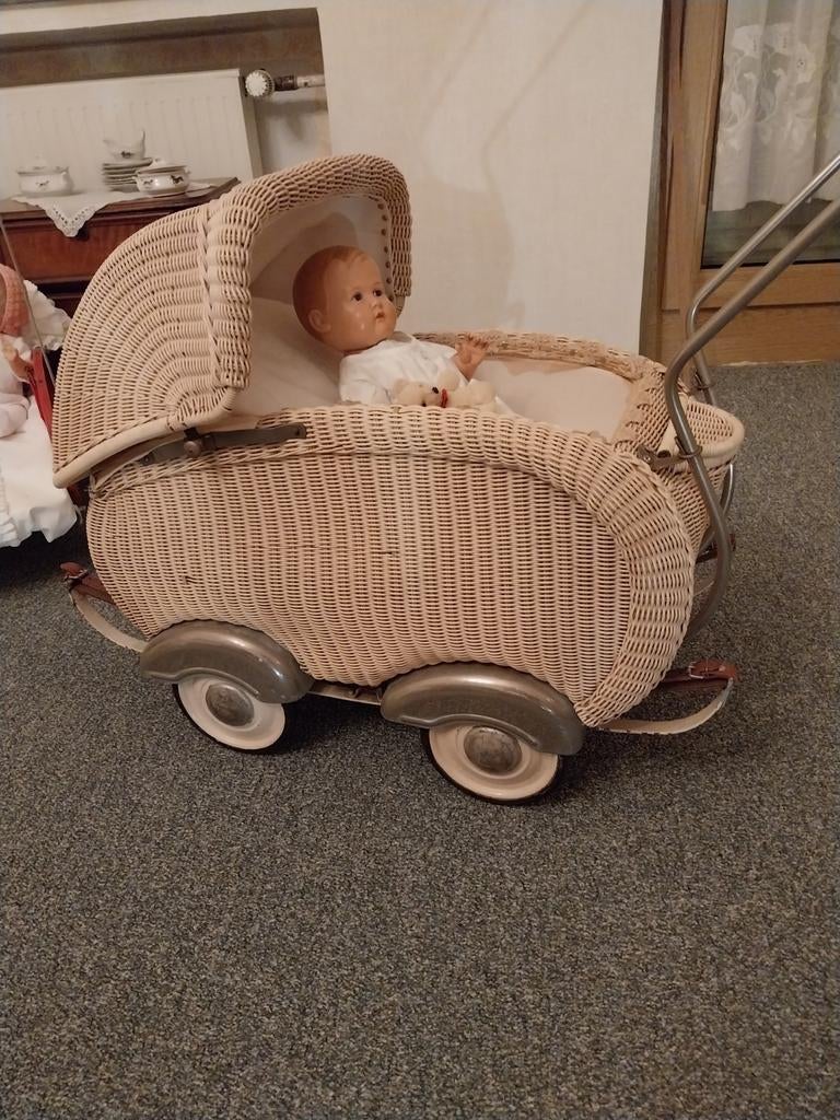 Mooie poppenwagen, jaren '50, Ophalen, Gebruikt, Duw- of Trekspeelgoed