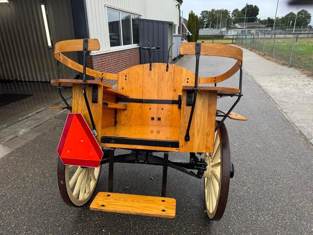 Dresseerkar antiek, Dieren en Toebehoren, Rijtuigen en Koetsen, Zo goed als nieuw, Overige typen, Paard of Pony