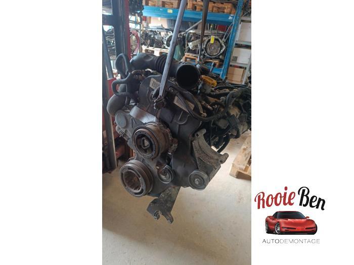 Motor van een Chrysler Voyager, Auto-onderdelen, Motor en Toebehoren, Chrysler, Gebruikt, 3 maanden garantie, Ophalen of Verzenden