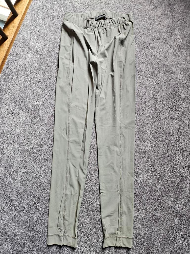 Licht grijze (stone) tregging, Elsewhere, mt S, Kleding | Dames, Broeken en Pantalons, Verzenden, Nieuw, Grijs, Lang