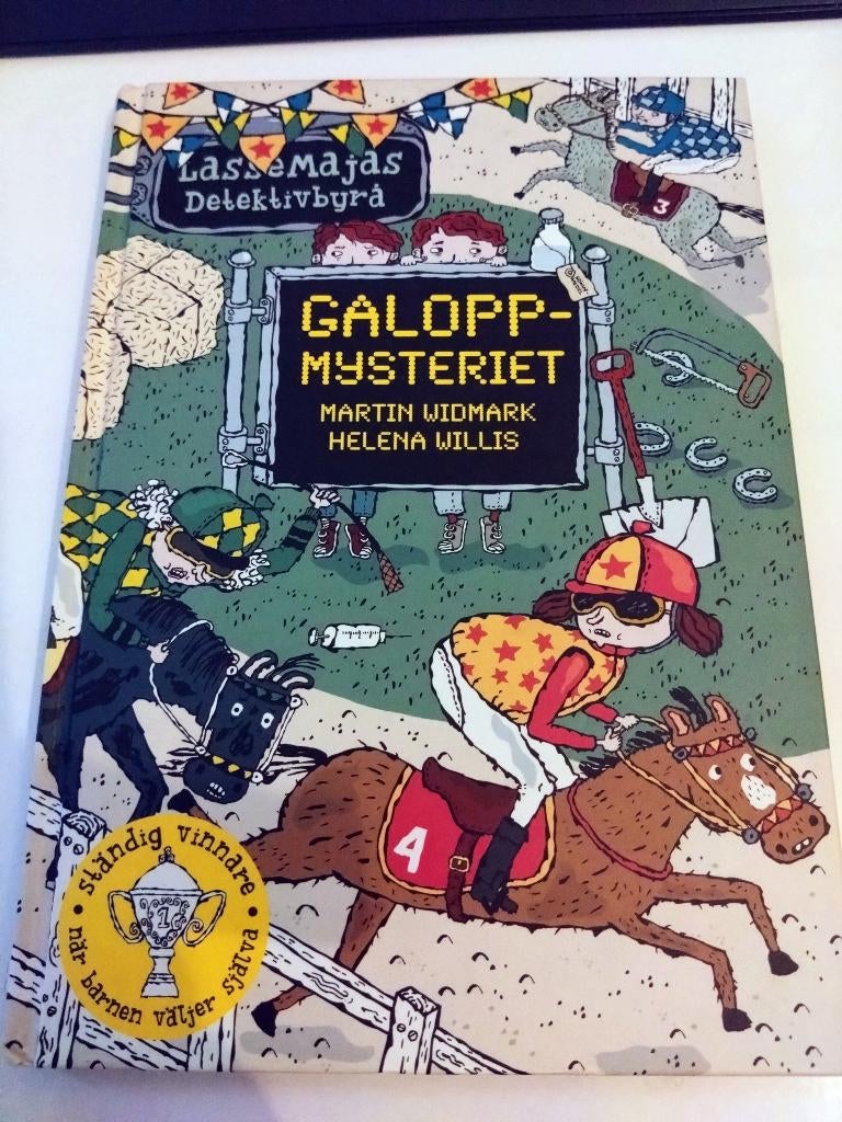 Lassemajas Detektivbyrå Galoppmysteriet #svenska/zweeds#, Ophalen of Verzenden, Zo goed als nieuw, Fictie algemeen