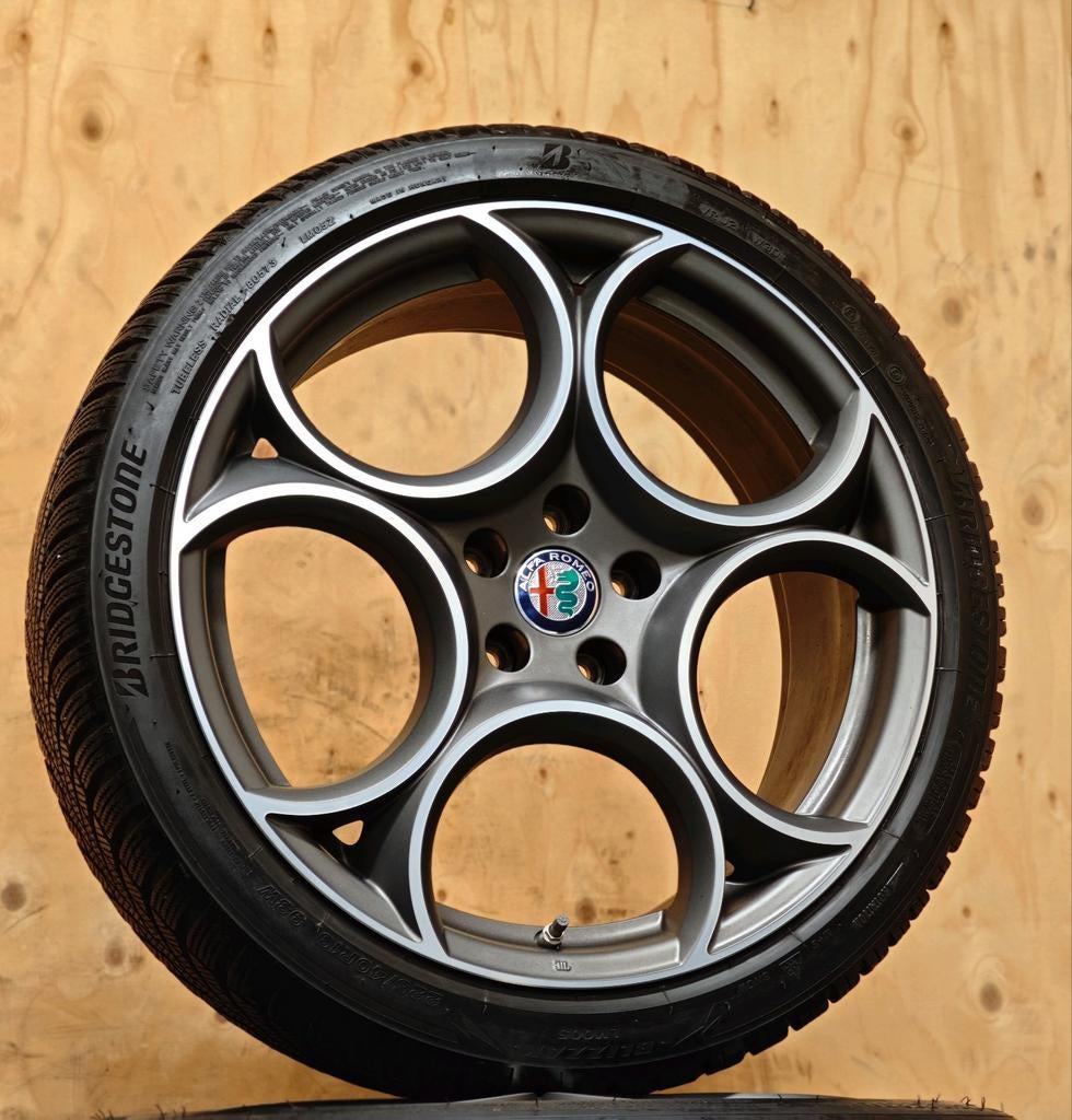 Org. 19" WINTER ALFA ROMEO GIULIA velgen Bridgestone tpms, Alfa, Gebruikt, Alfa, Banden en Velgen