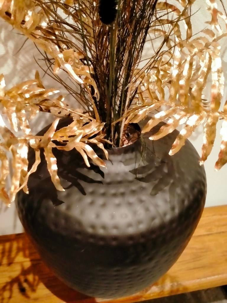 Prachtige vaas met pauwenveren en kunstbloemen, Overige kleuren, Ophalen of Verzenden, Minder dan 50 cm, Glas