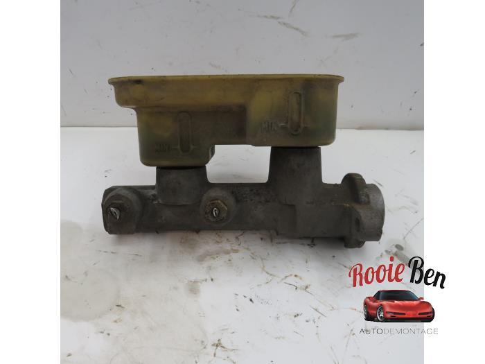 Hoofdremcilinder van een Chevrolet S10, Gebruikt, -, Ophalen of Verzenden, -