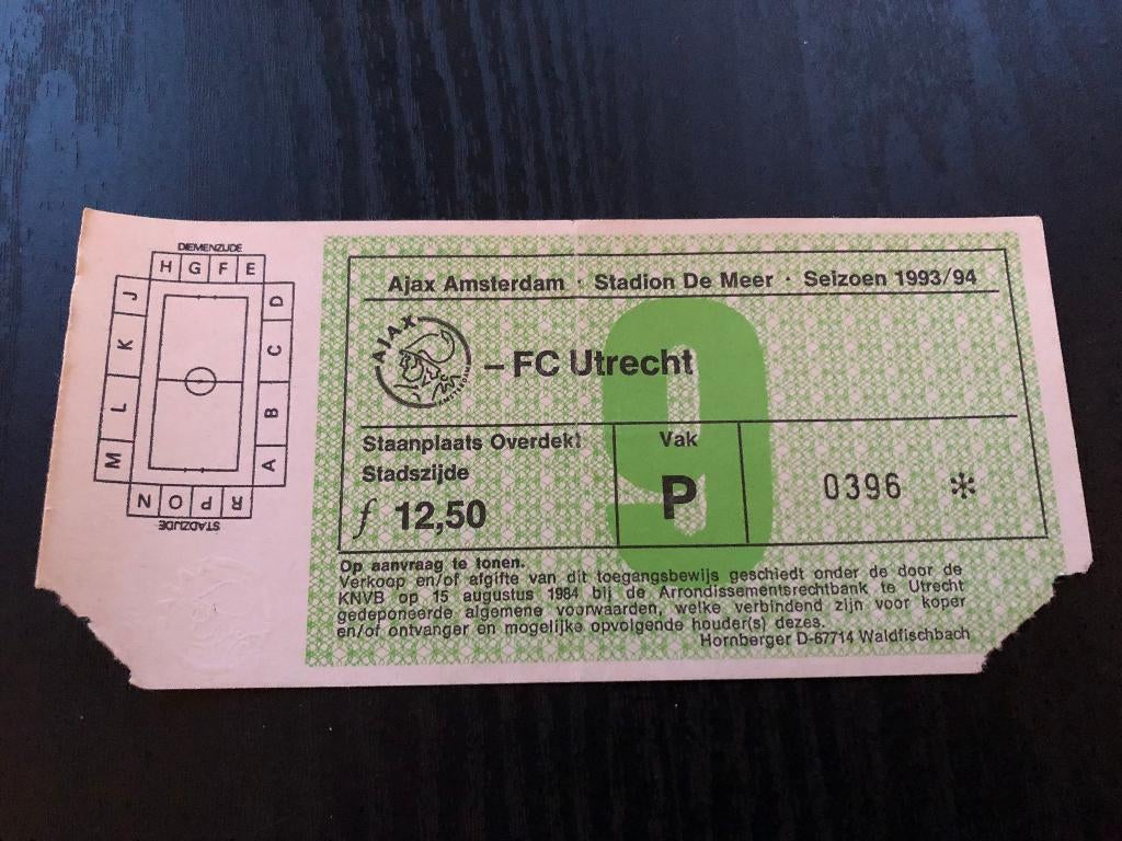 ⚽ Ticket Ajax - Fc Utrecht seizoen 1993/1994 ⚽, Ophalen of Verzenden, Zo goed als nieuw, Ajax, Overige typen