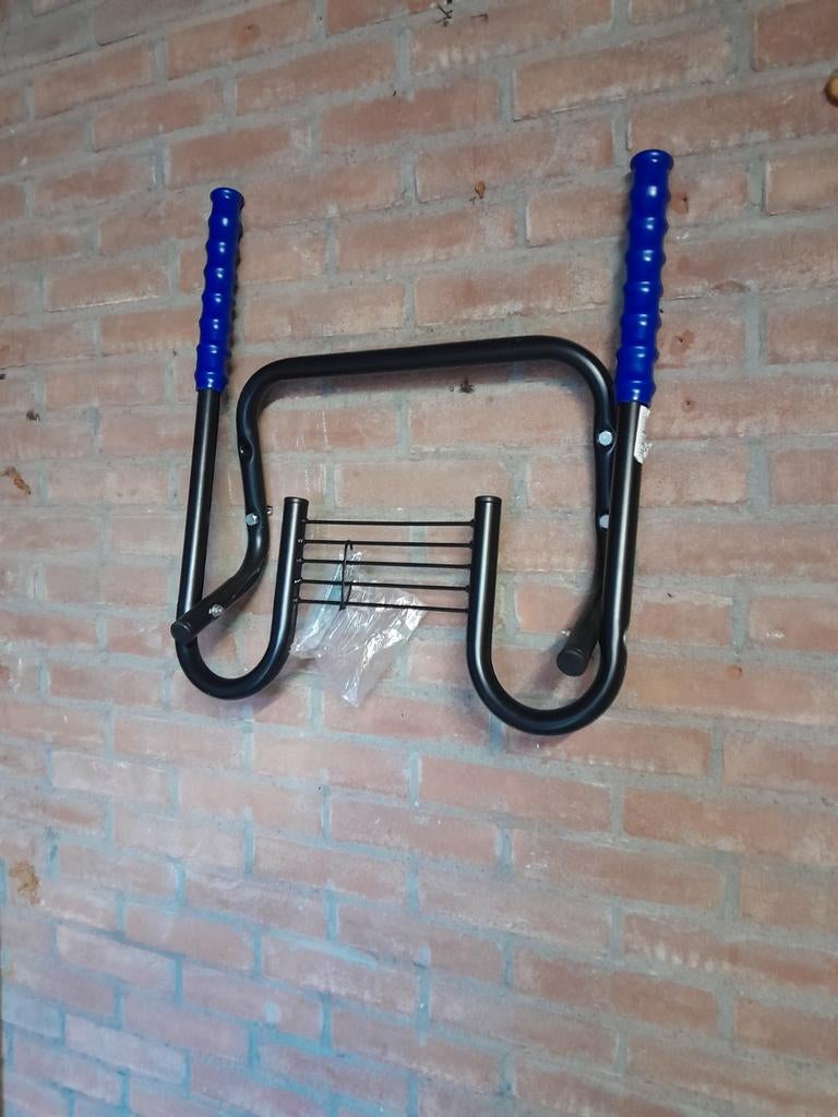 Fietsenrek voor Muurbevestiging, Ophalen, Gebruikt