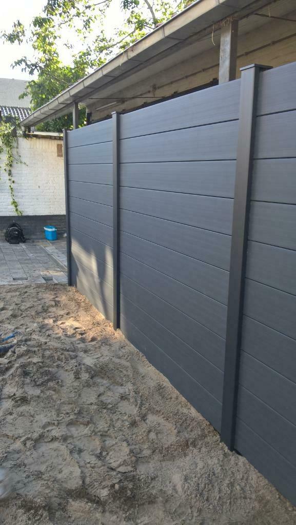 Schuttingen Aluminium Kunststof- Beton-Sierbeton-Beton Hout, Ophalen, Kunststof, 1 tot 2 meter, 6 meter of meer