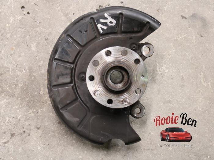 Fusee rechts-voor van een Volkswagen Golf, Gebruikt, -, Volkswagen, -